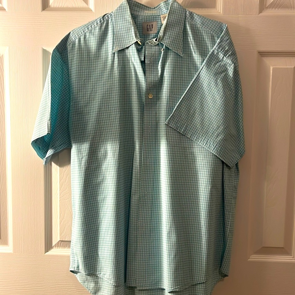 Mens short sleeve dress shirt